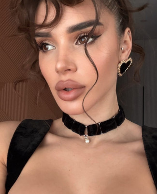 Velvet Noir